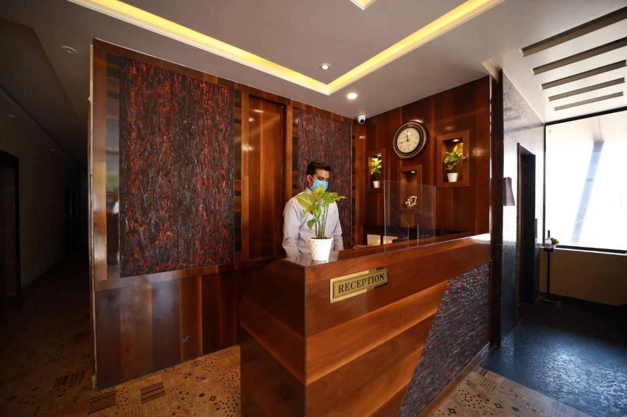 Hotel Neerja Inn Dzsaipur Kültér fotó