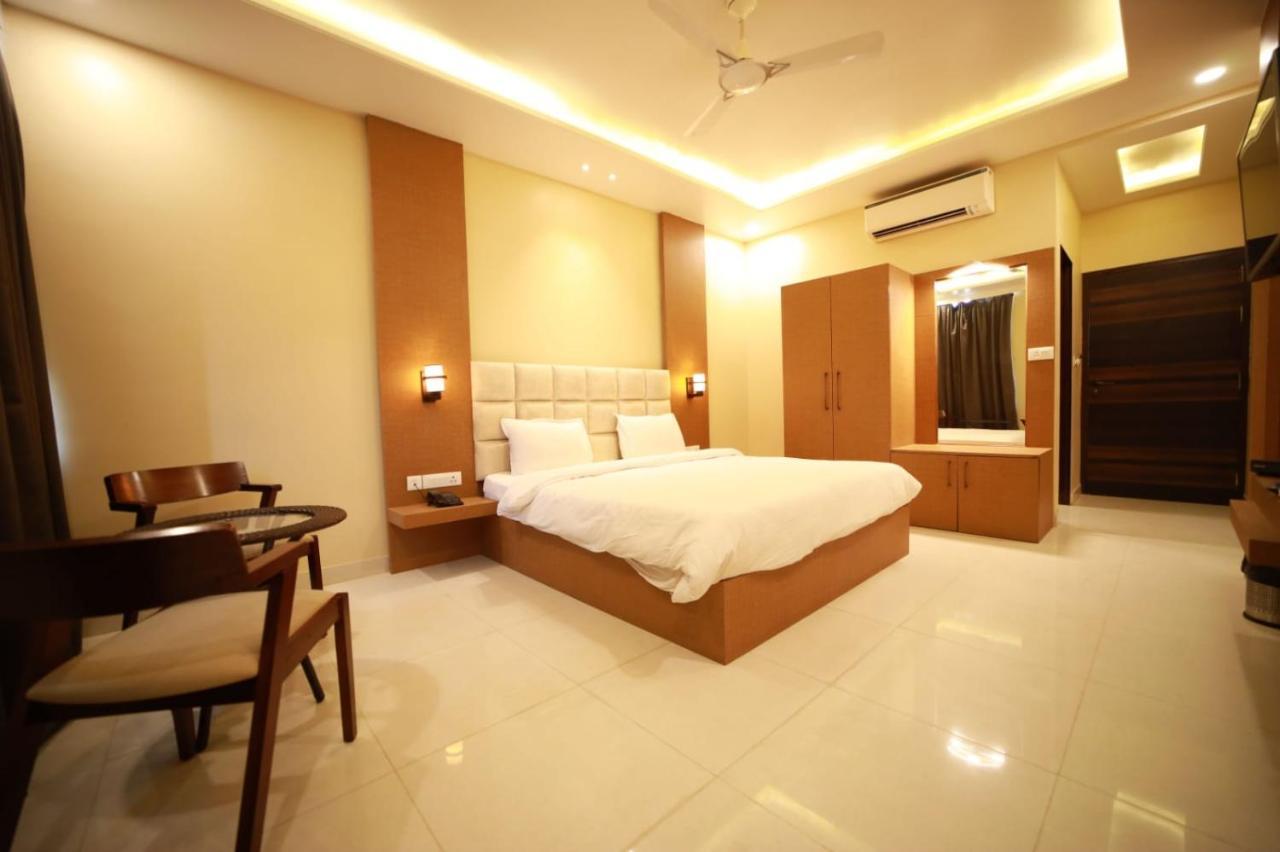 Hotel Neerja Inn Dzsaipur Kültér fotó